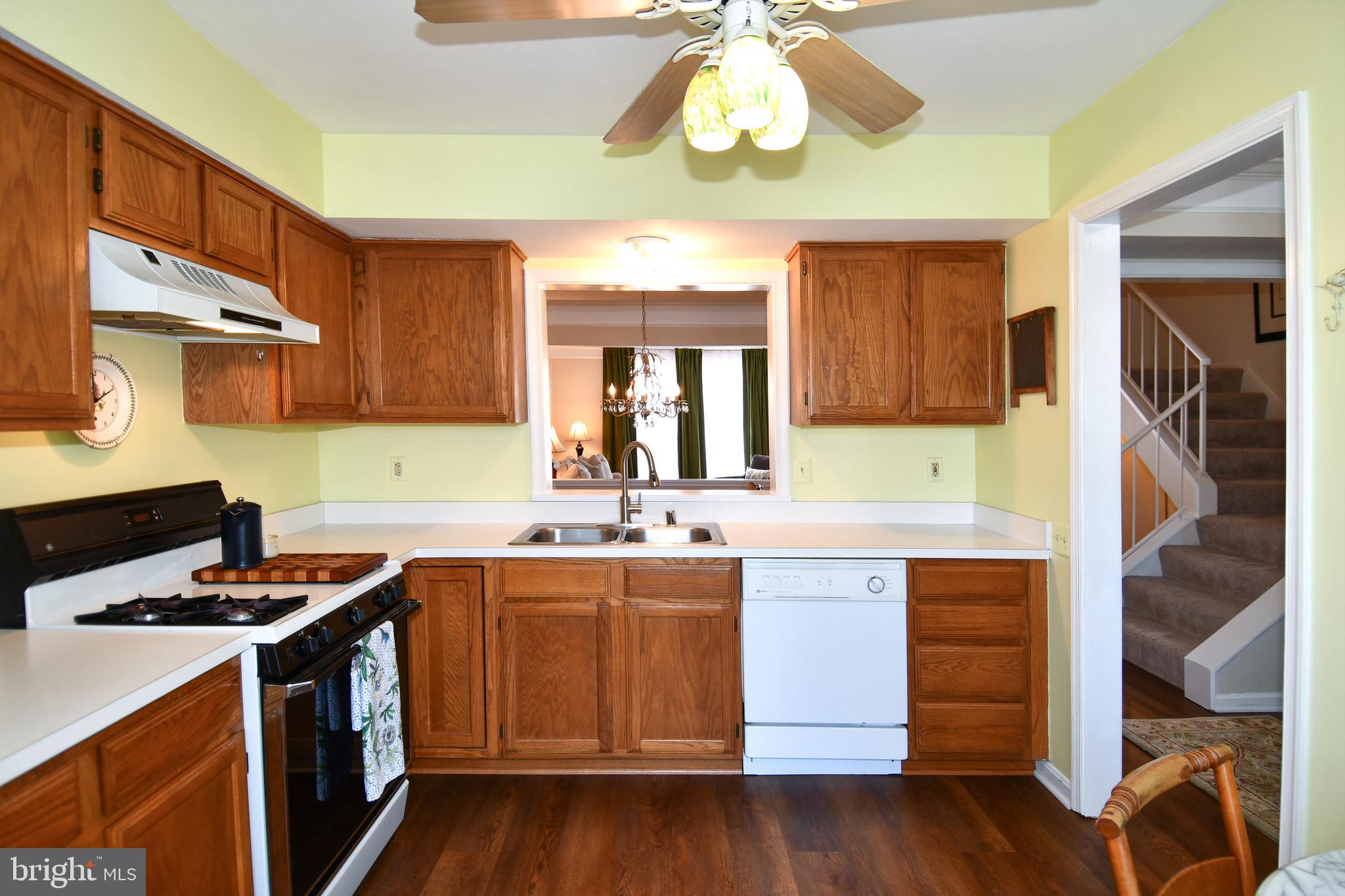 RIVER OAKS - Residential