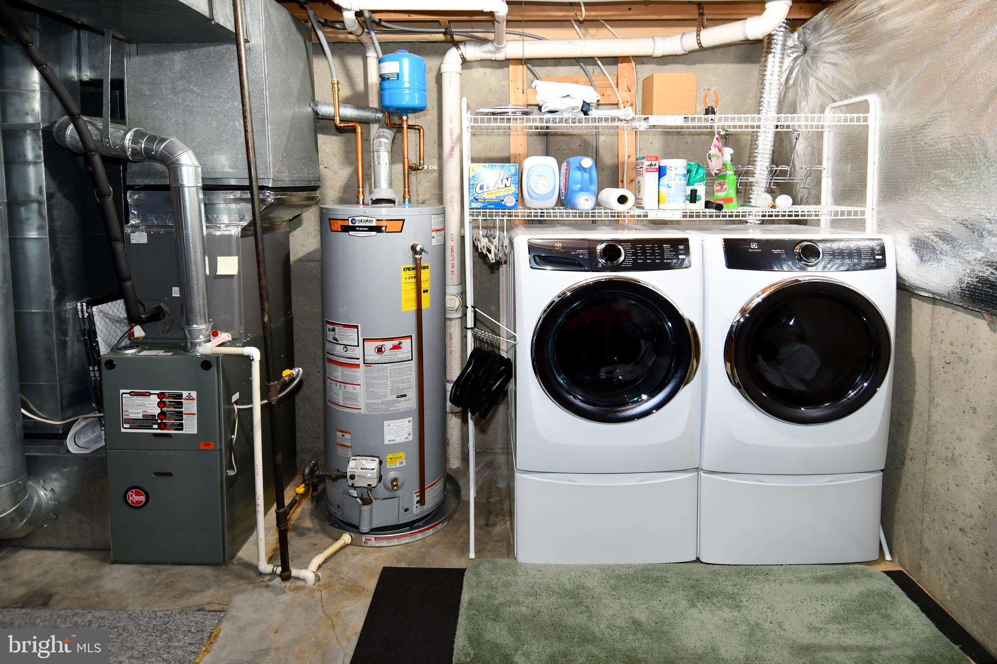 RIVER OAKS - Residential