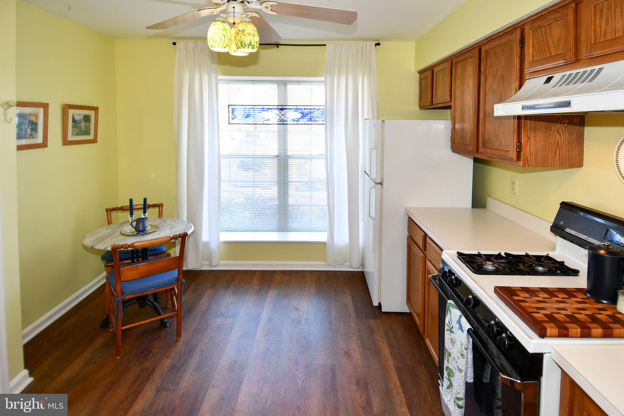 RIVER OAKS - Residential