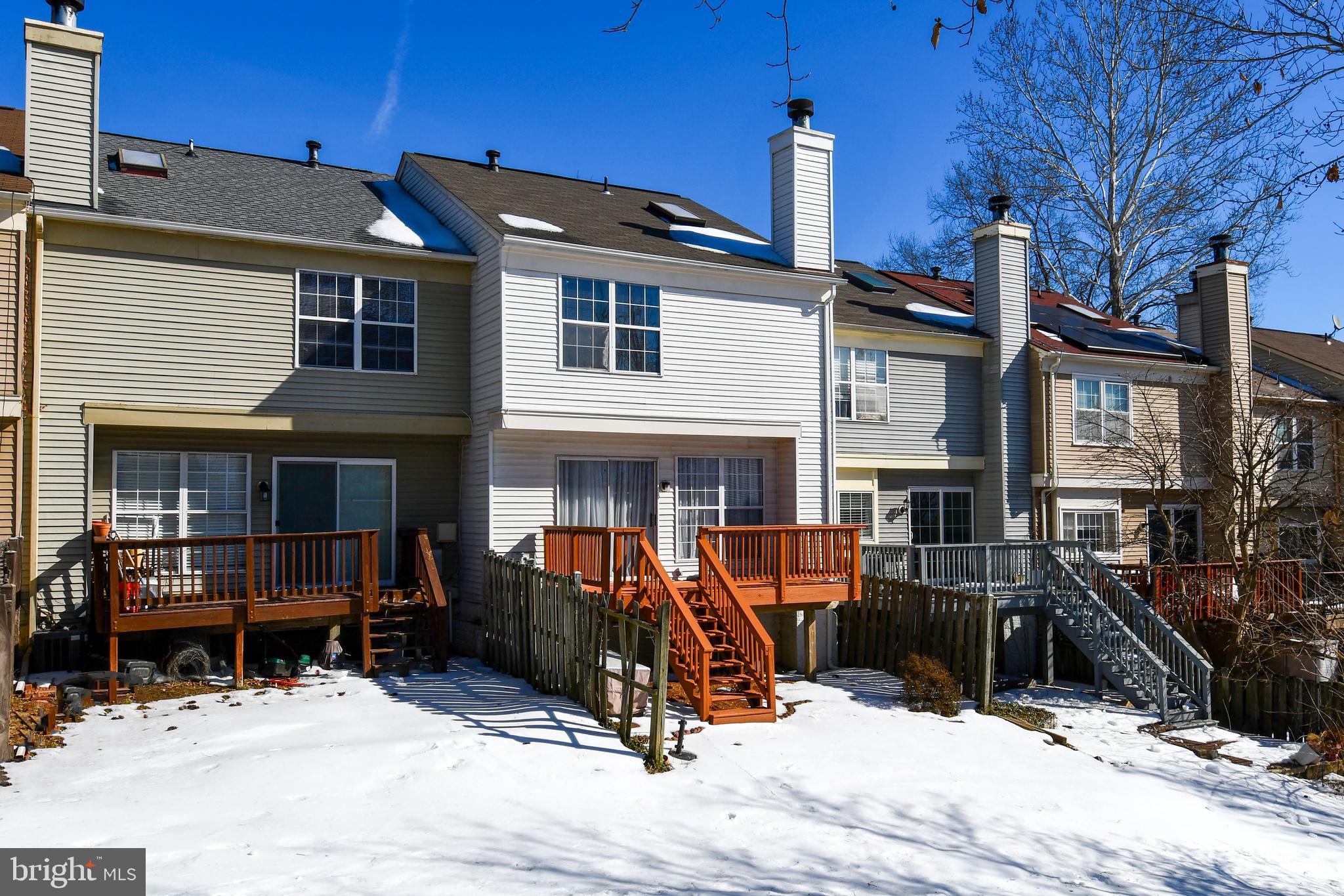 RIVER OAKS - Residential