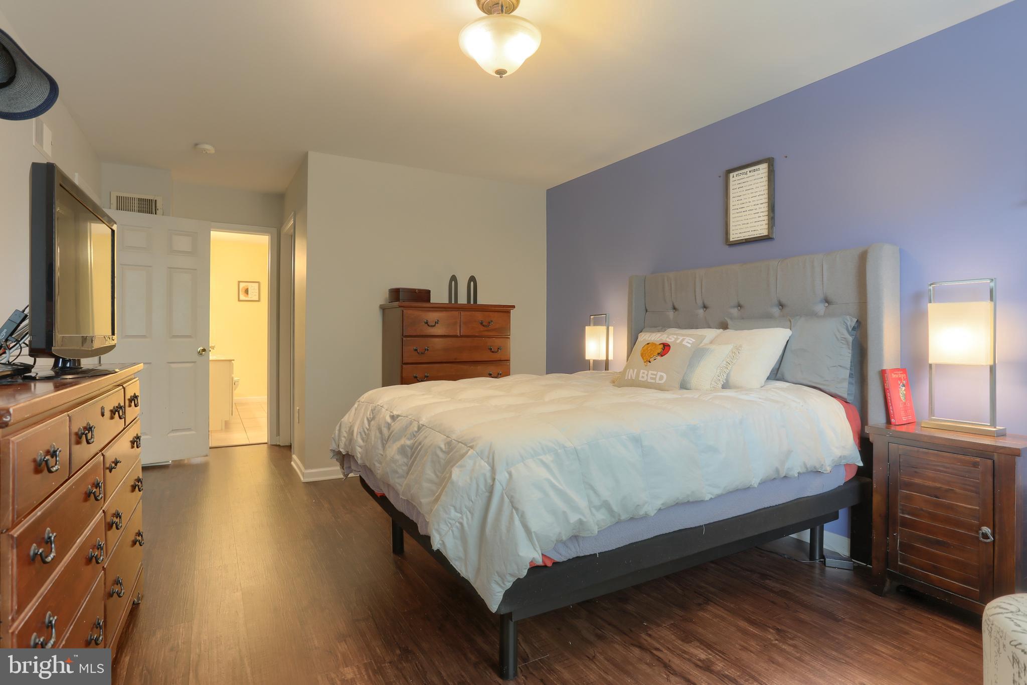 SWEETBRIAR CREEK - Residential