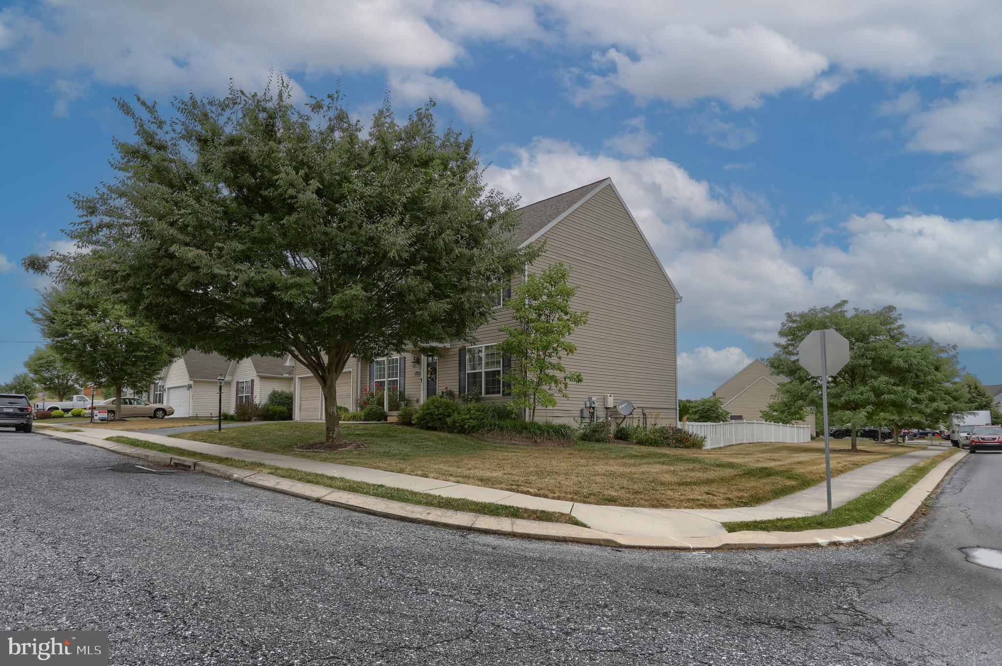 SWEETBRIAR CREEK - Residential