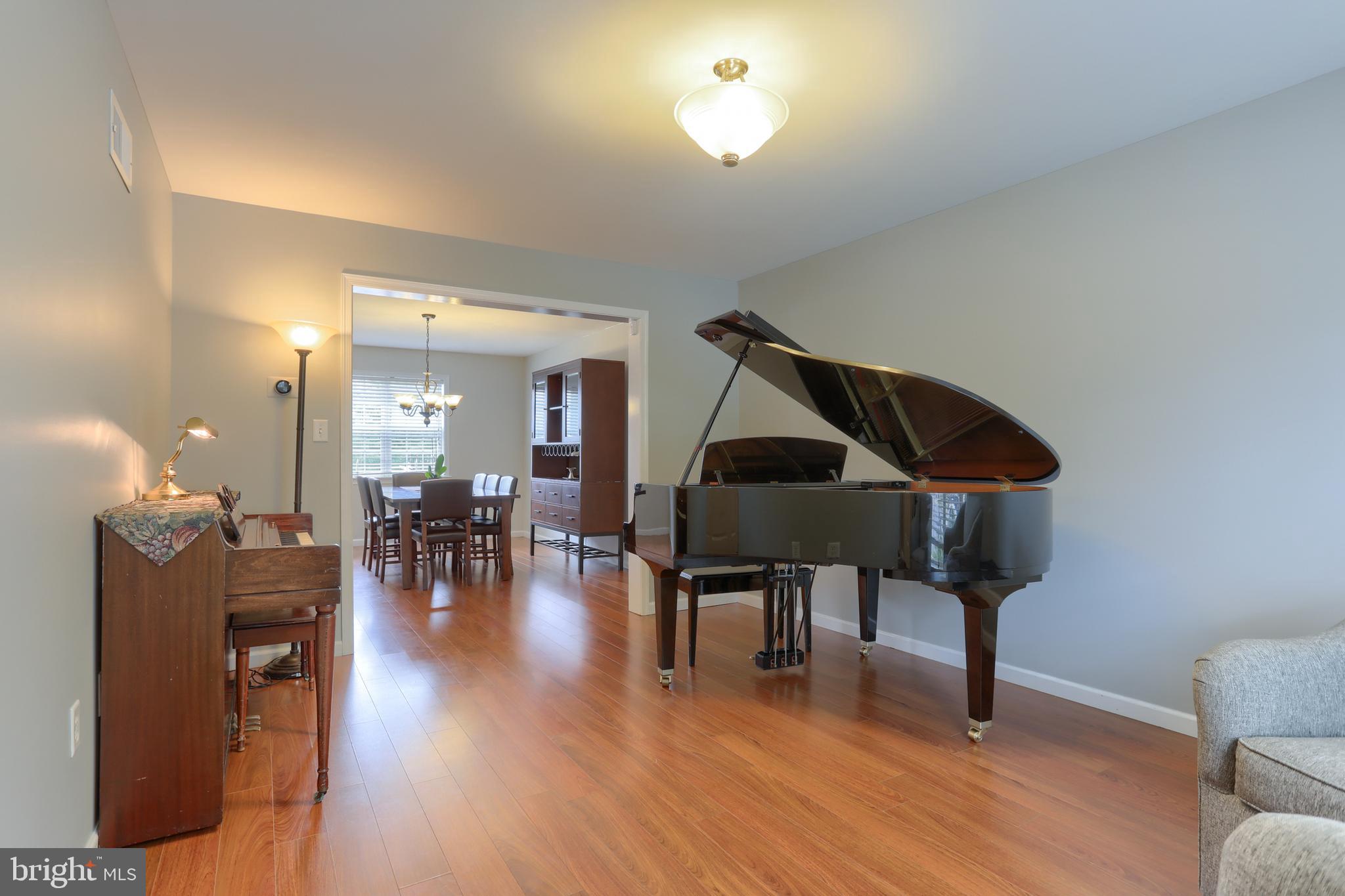 SWEETBRIAR CREEK - Residential