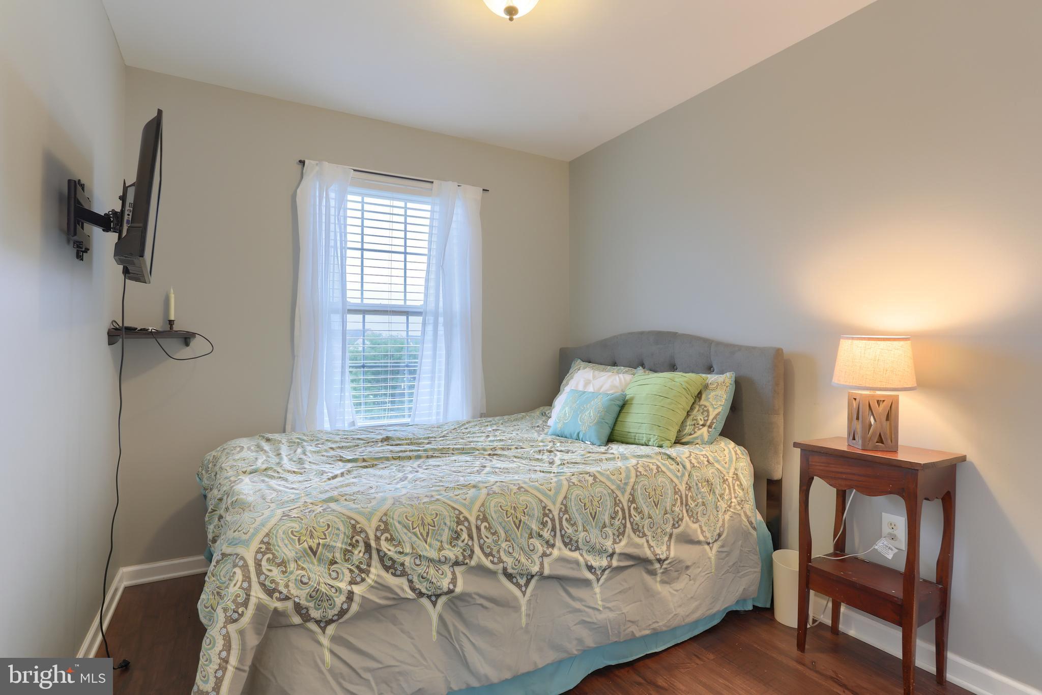 SWEETBRIAR CREEK - Residential