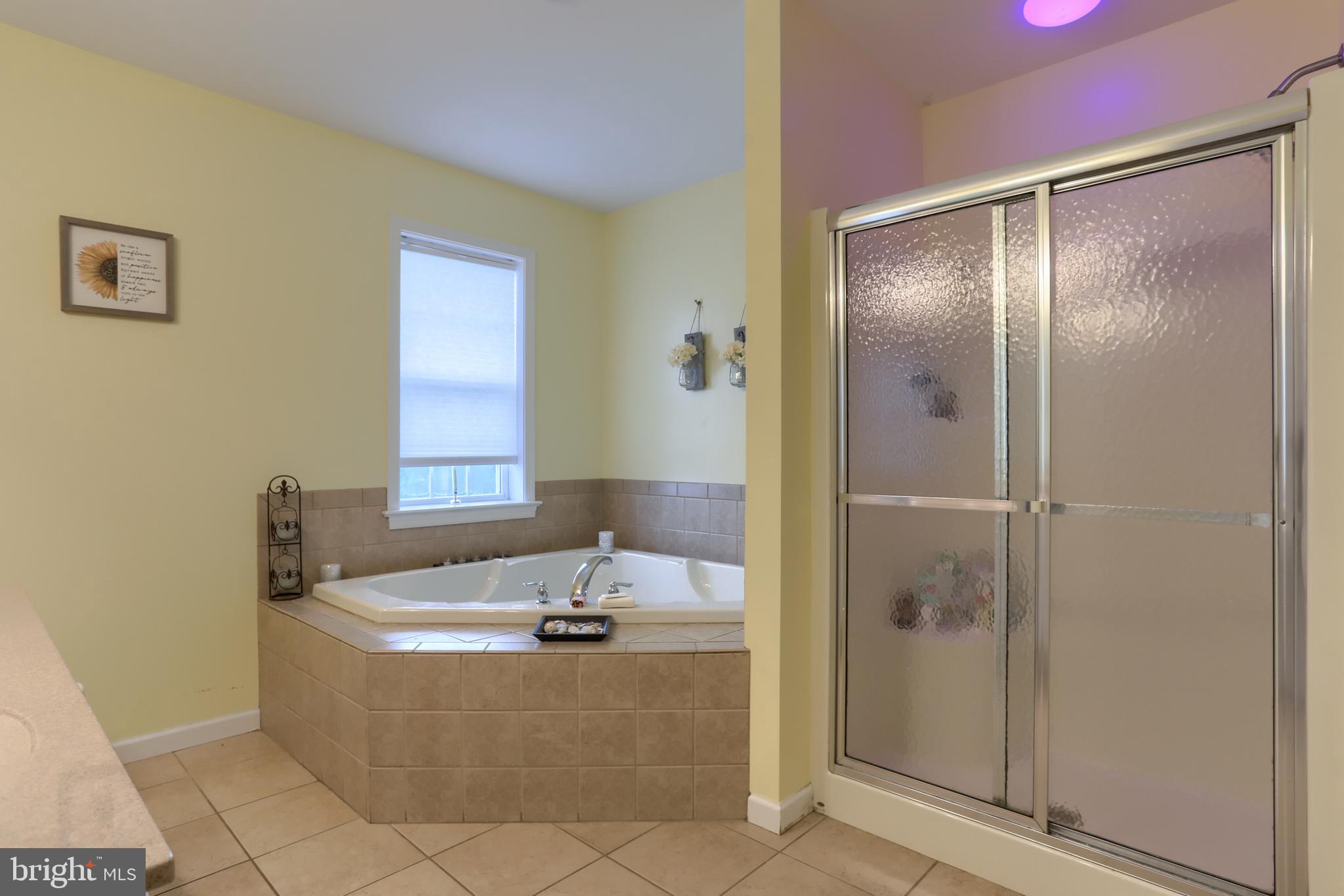 SWEETBRIAR CREEK - Residential