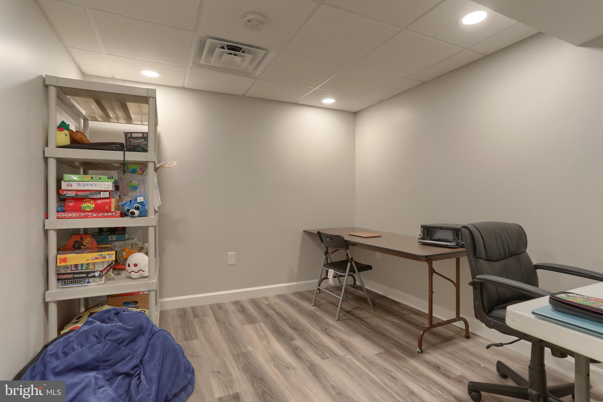 SWEETBRIAR CREEK - Residential