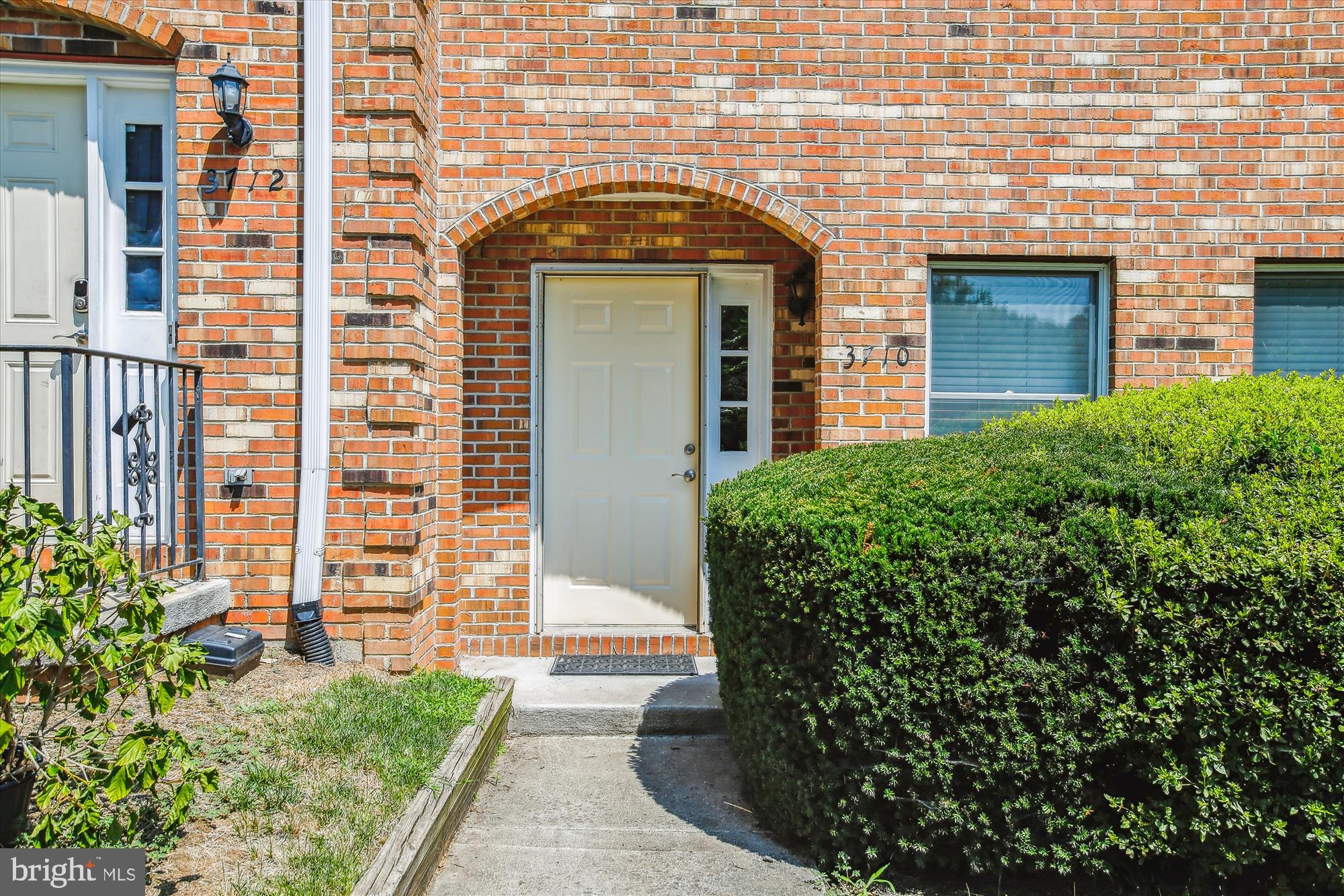 3710 MADISON LANE