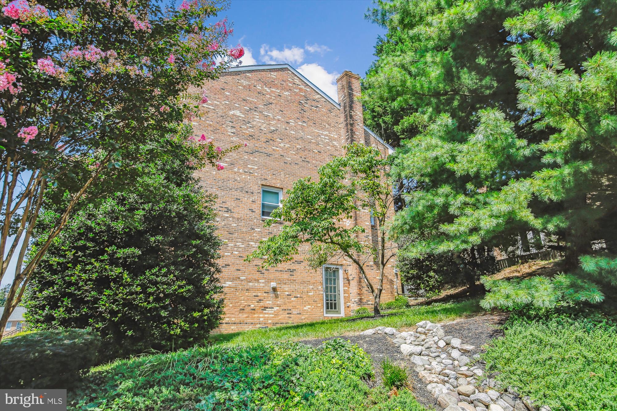 3710 MADISON LANE