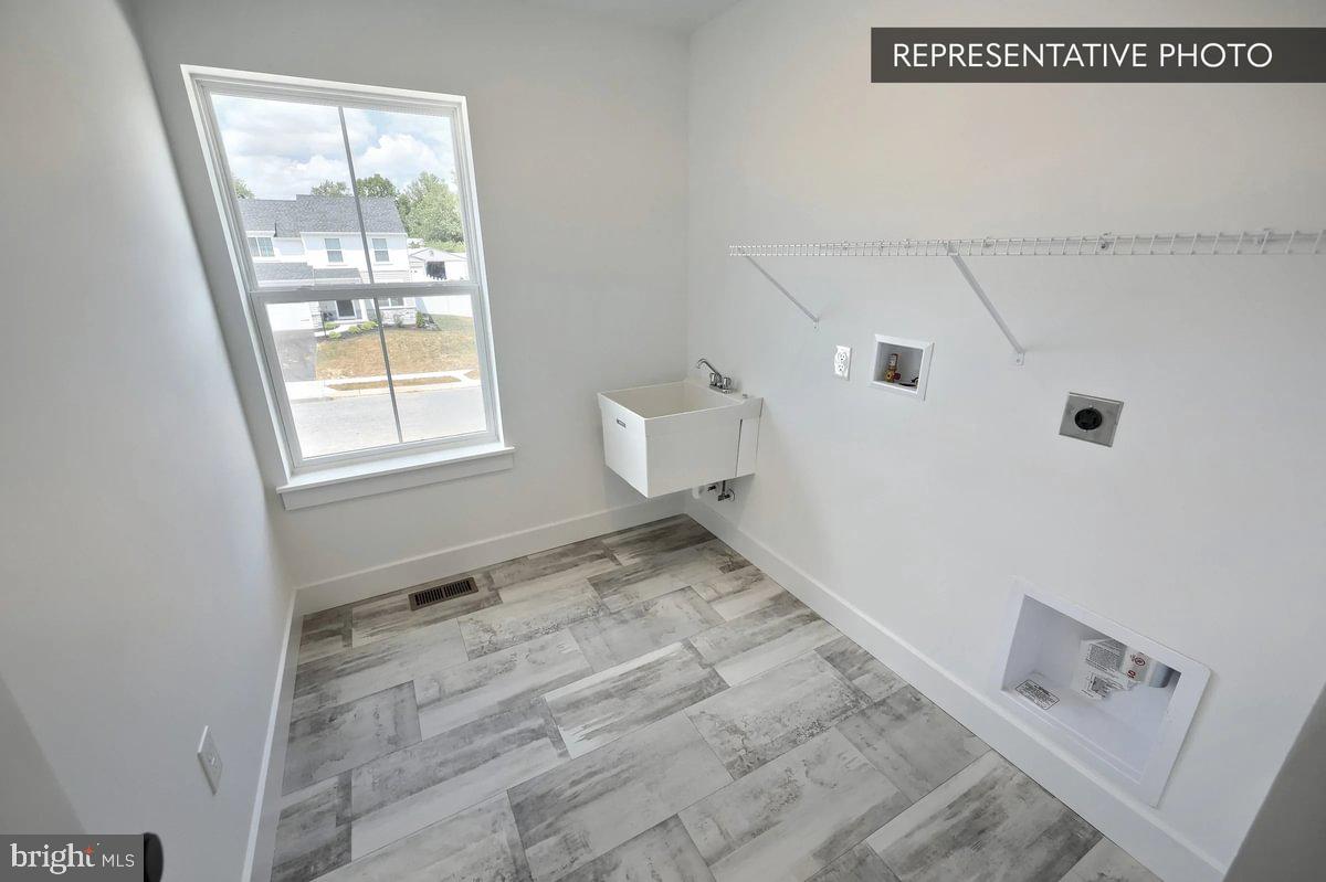 HILLS AT VALLEY VIEW - Residential