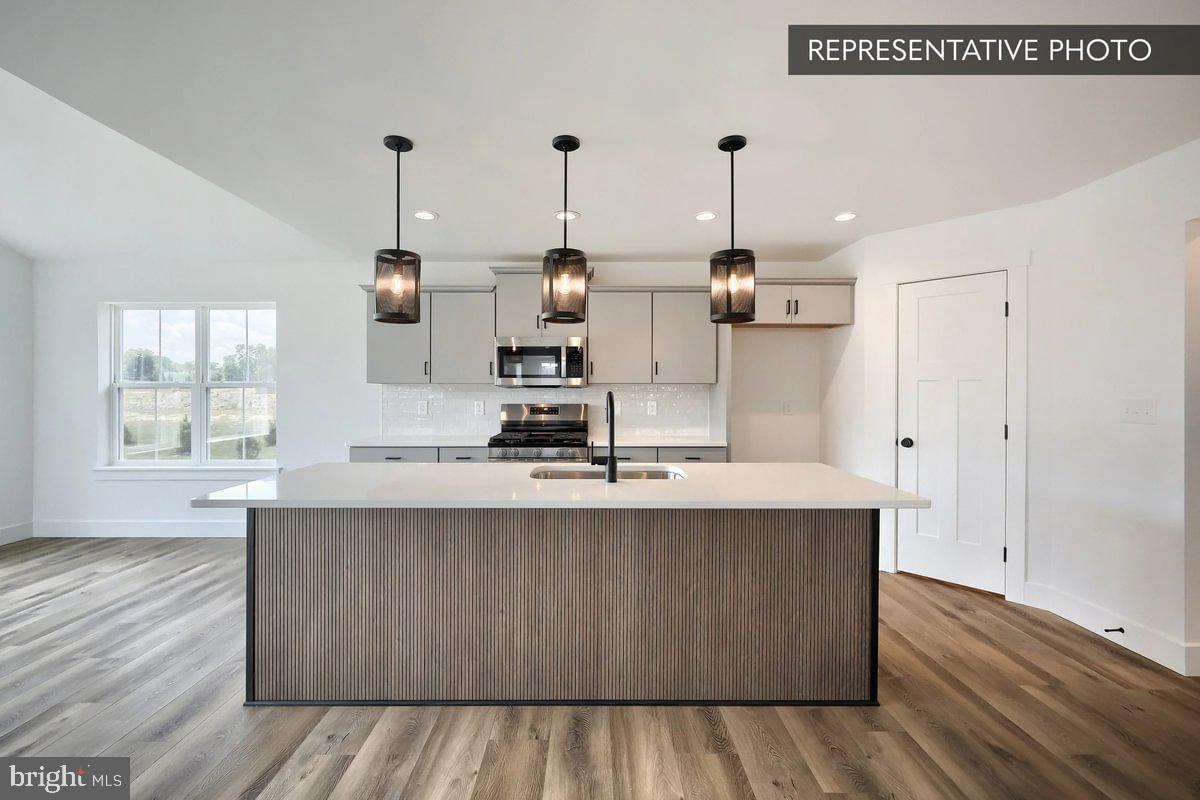 HILLS AT VALLEY VIEW - Residential