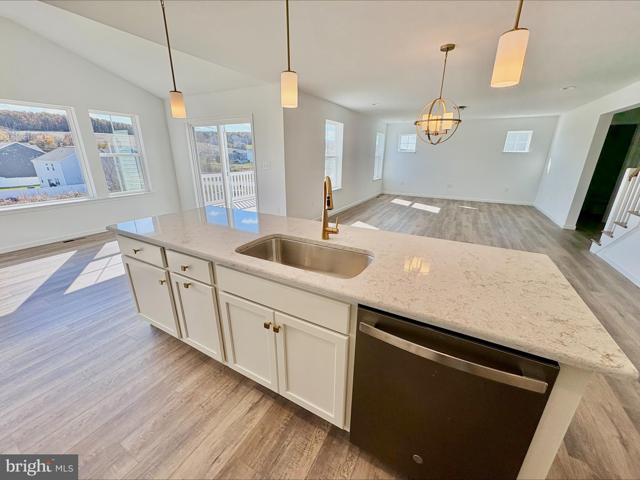 HILLS AT VALLEY VIEW - Residential