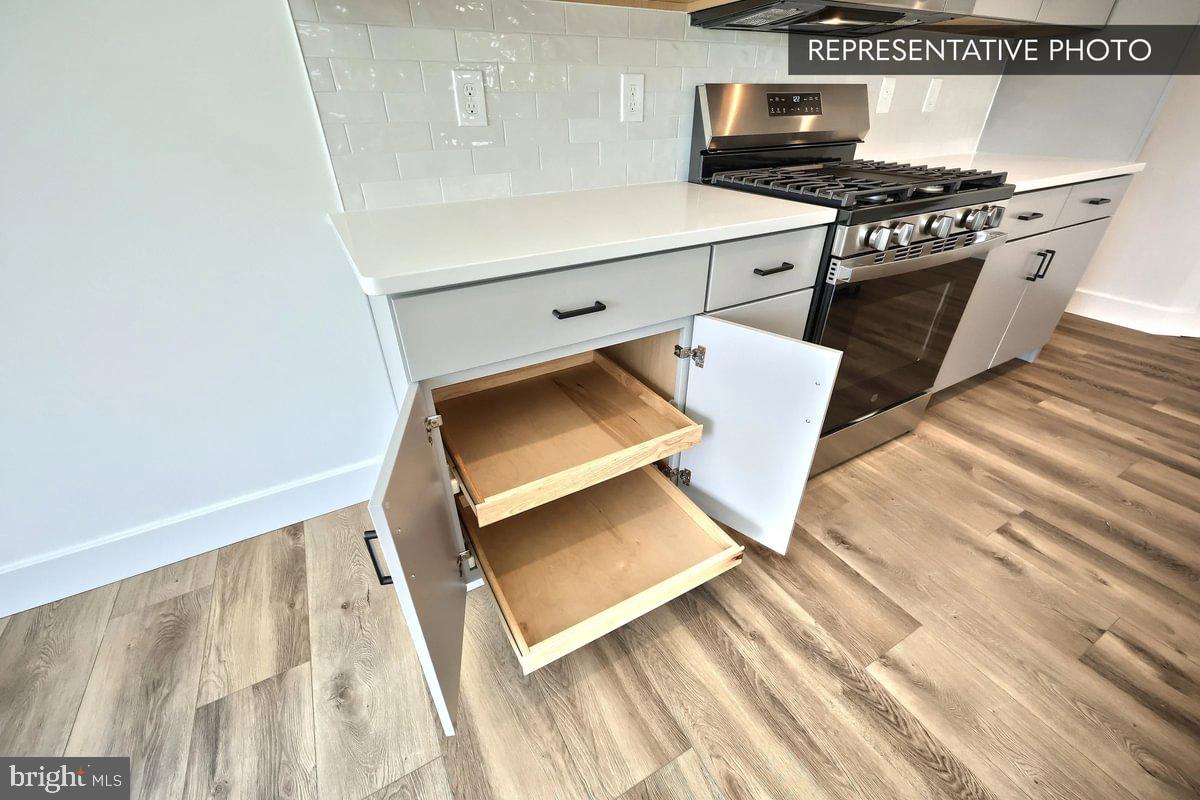 HILLS AT VALLEY VIEW - Residential