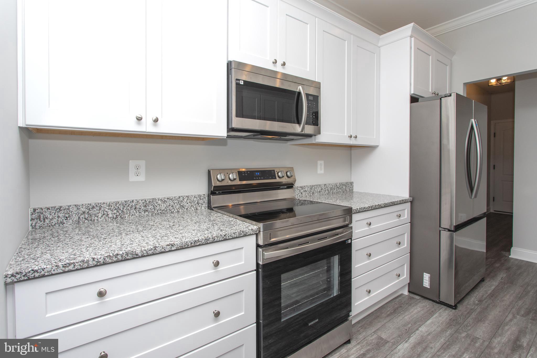 RUSTIC HILLS - Residential