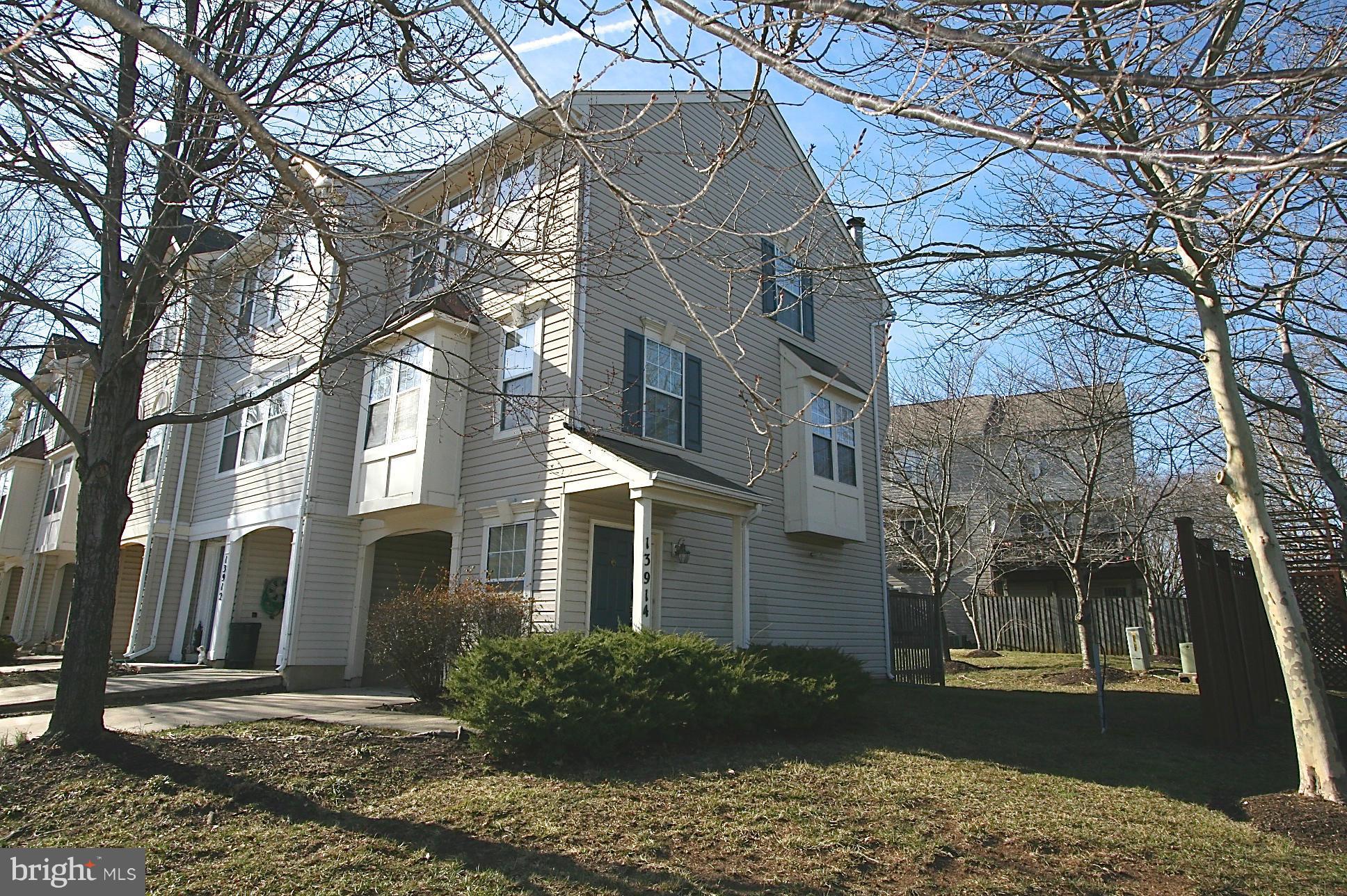 ***NO MORE SHOWINGS, APPLICATIONS PENDING REVIEW***FOR RENT - The ultimate apartment alternative. Light-filled, well-maintained 2BR/2.5BA expanded end-unit available for immediate occupancy. Features incl: Open Kitchen w/ SS Appliance, MBR w/ jacazzi tub, fireplace, w/d, and 1-car garage. Close to shoppes, metro routes - 301/495/202. App fee - $42.50/pp. Strong credit/rental history/employment preferred. App fee - $42.50/pp. Schedule previews online or call office to inquire.