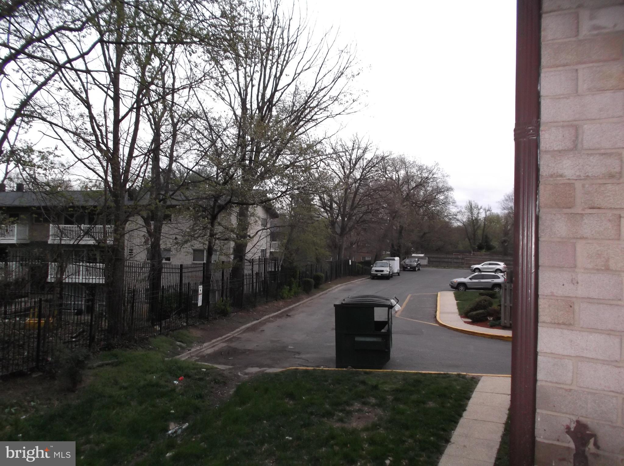 BRADBURY PARK - Residential