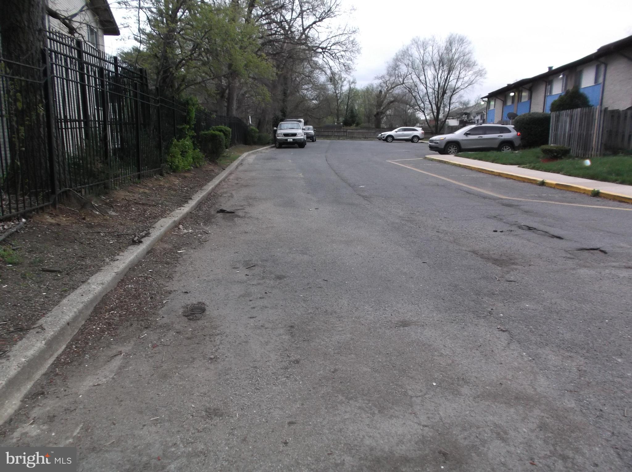 BRADBURY PARK - Residential