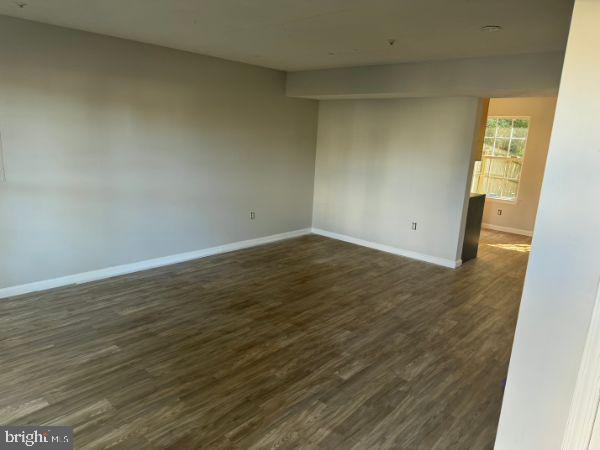 THE TOWNES AT WESTBURY - Residential Lease