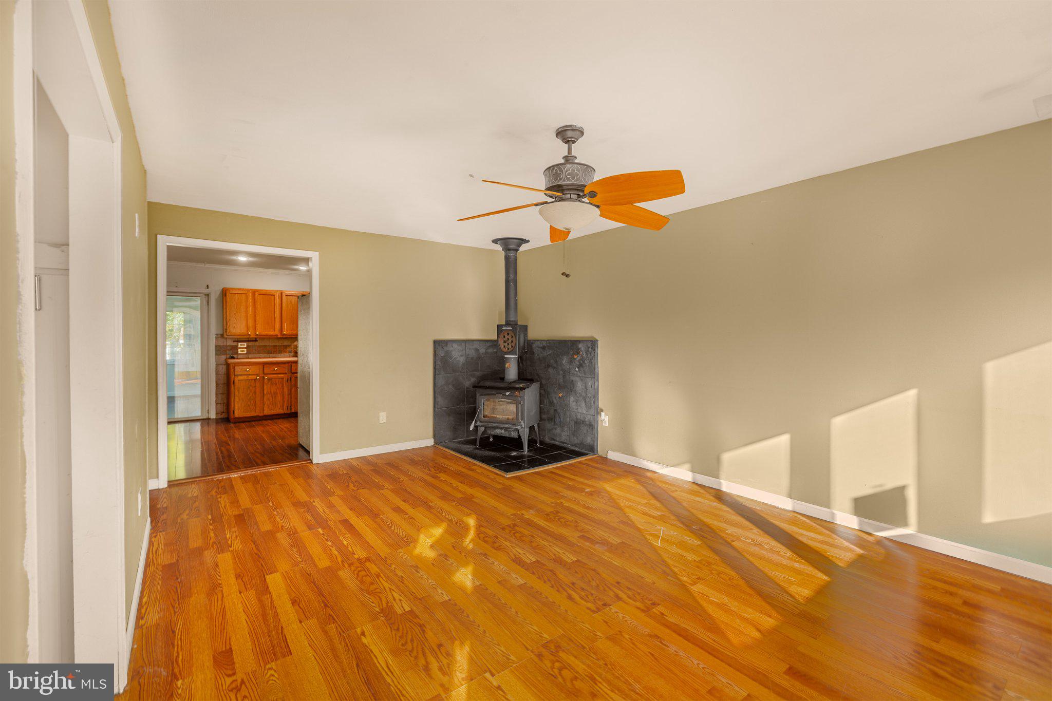 120 E PARK AVENUE