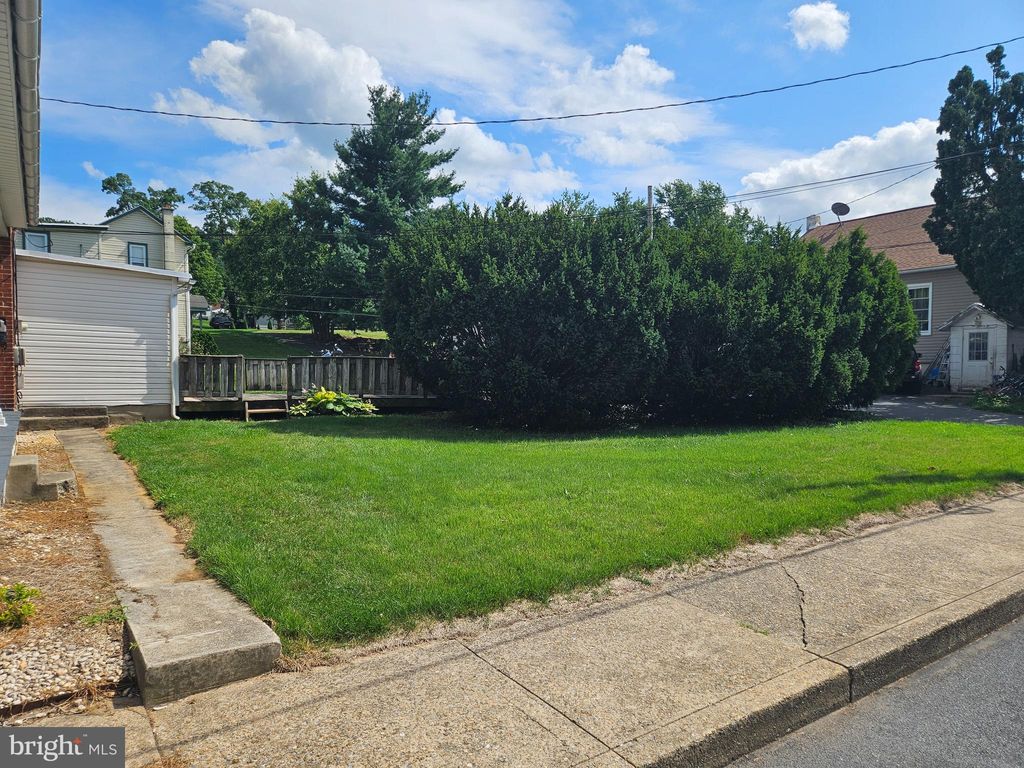 Photo of 329 Washington Avenue, Ephrata, PA 17522 (MLS # PALA2054446)