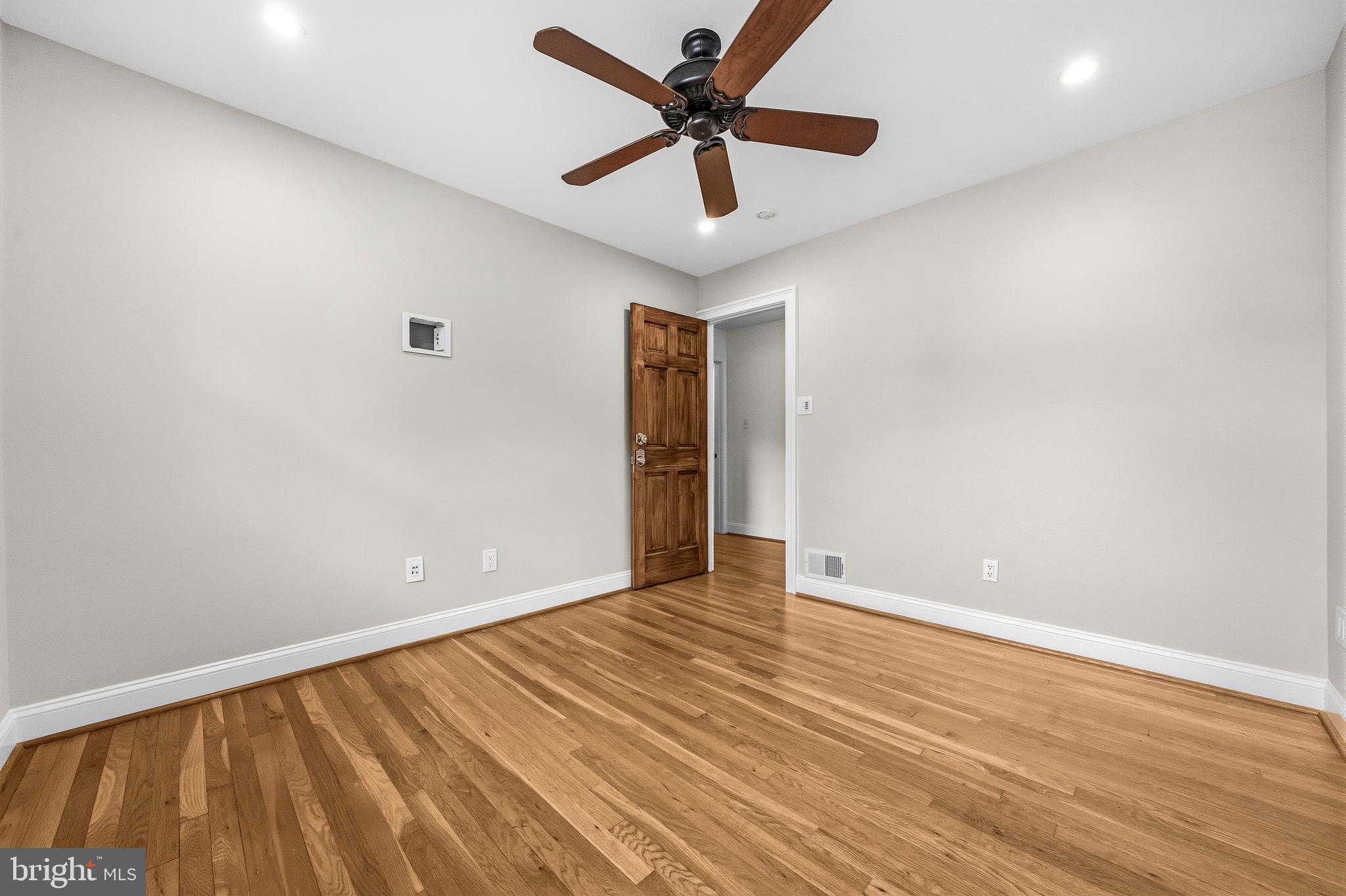 KINGS PARK - Residential