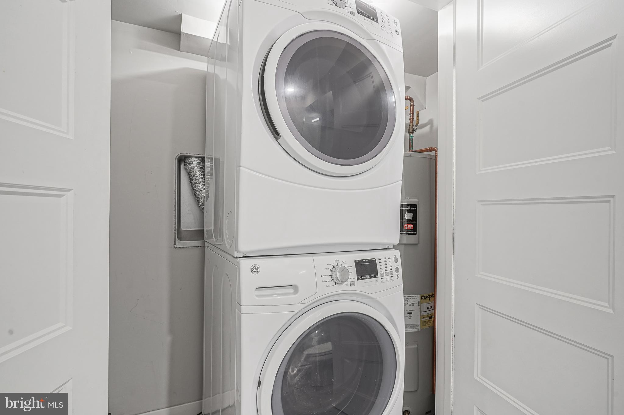 FRANCISVILLE - Residential Lease