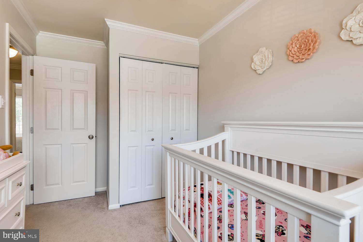 ROLLING CREST - Residential