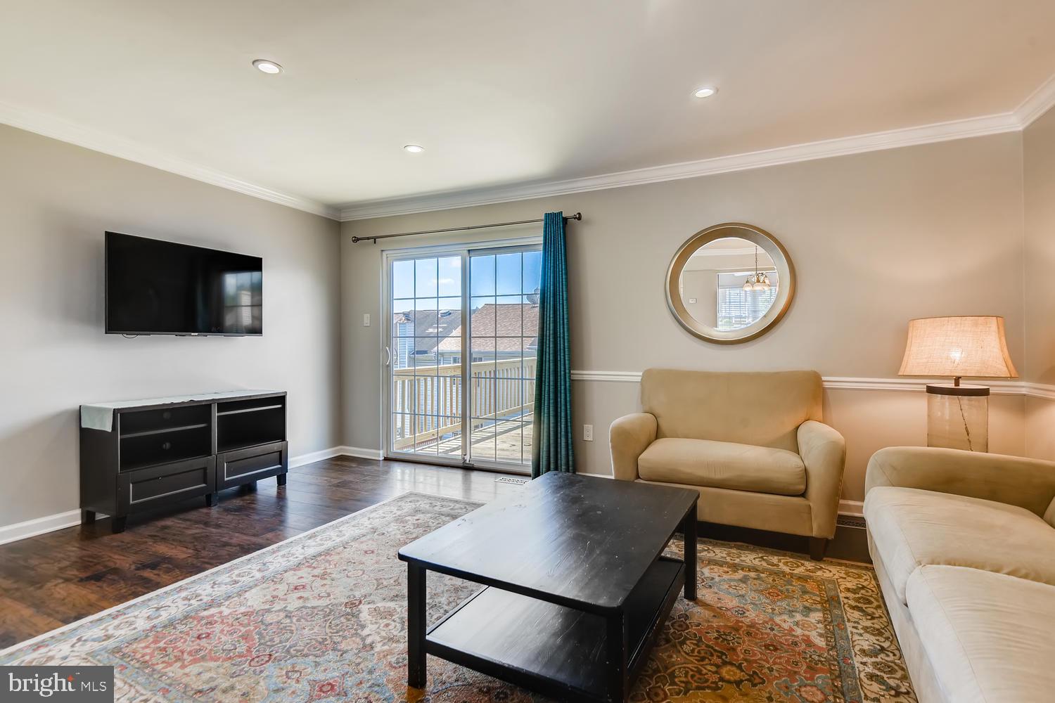 ROLLING CREST - Residential