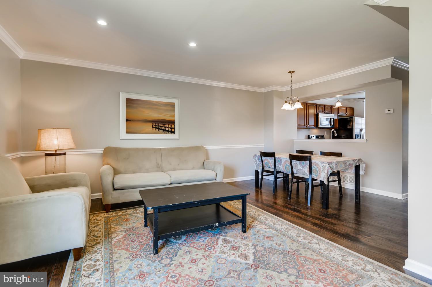 ROLLING CREST - Residential