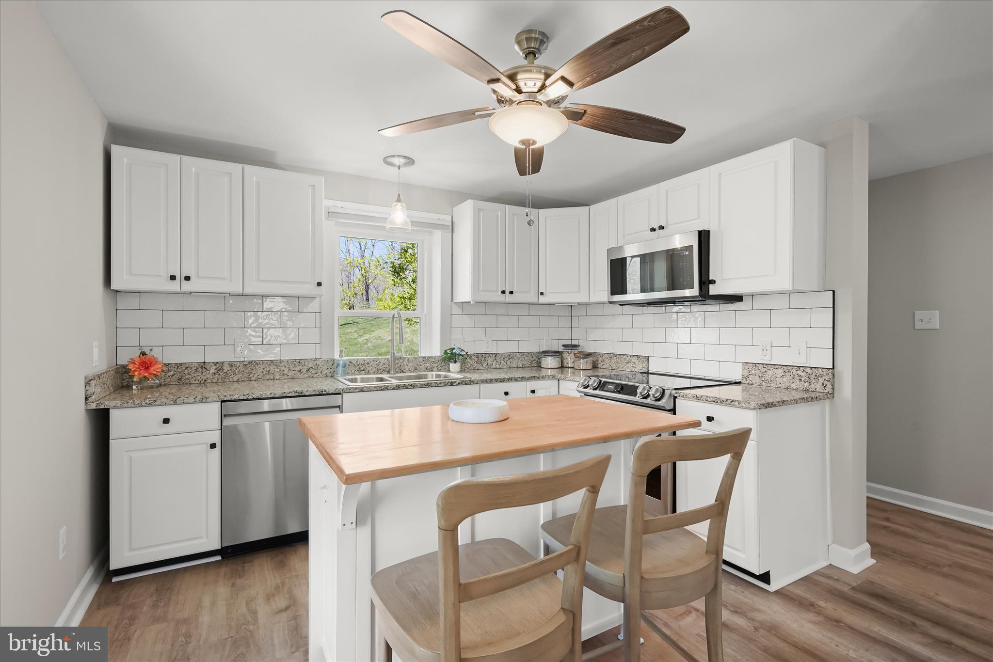 WELLINGTON - Residential