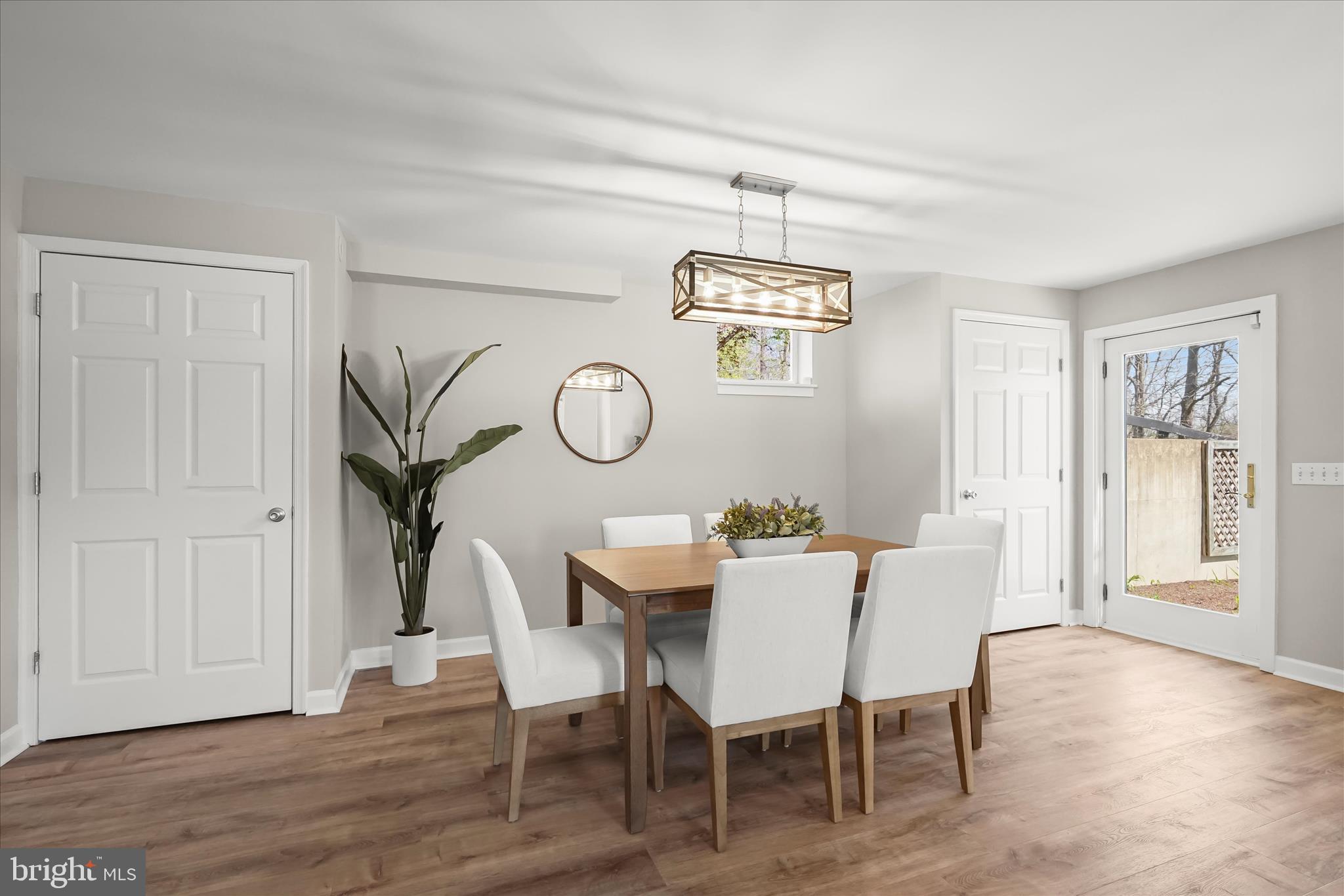 WELLINGTON - Residential