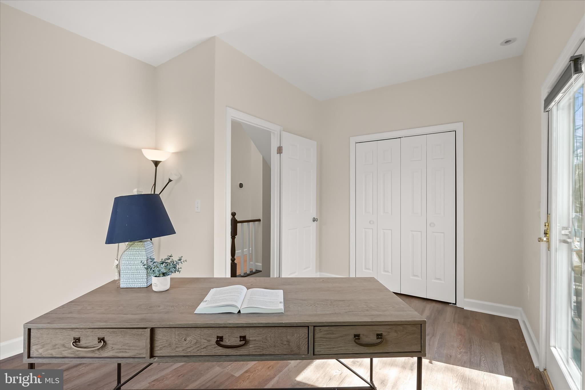 WELLINGTON - Residential