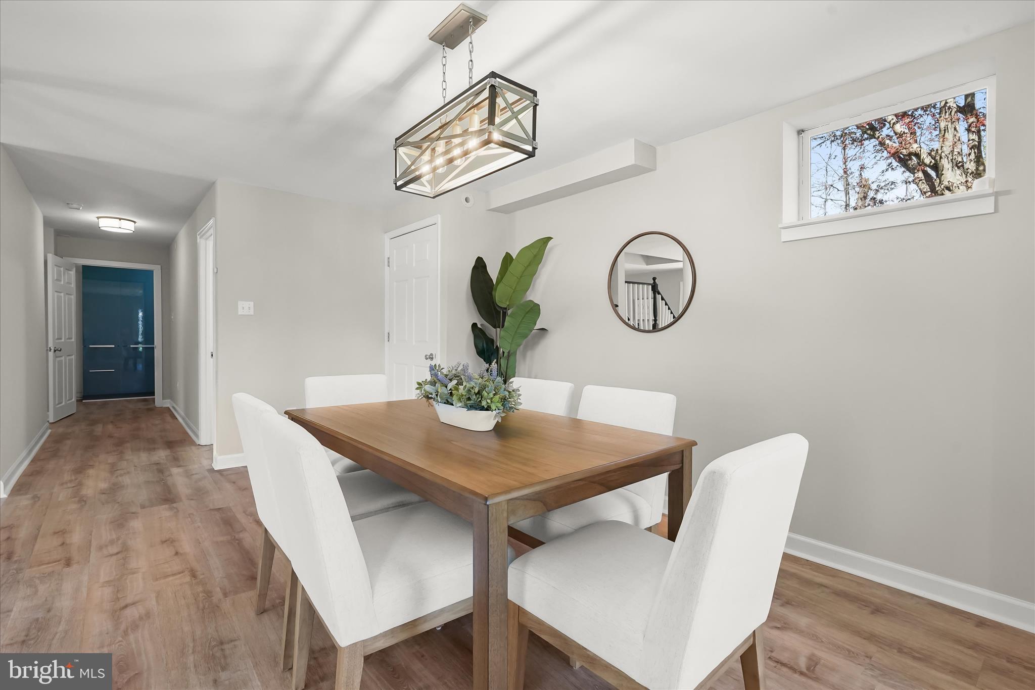 WELLINGTON - Residential