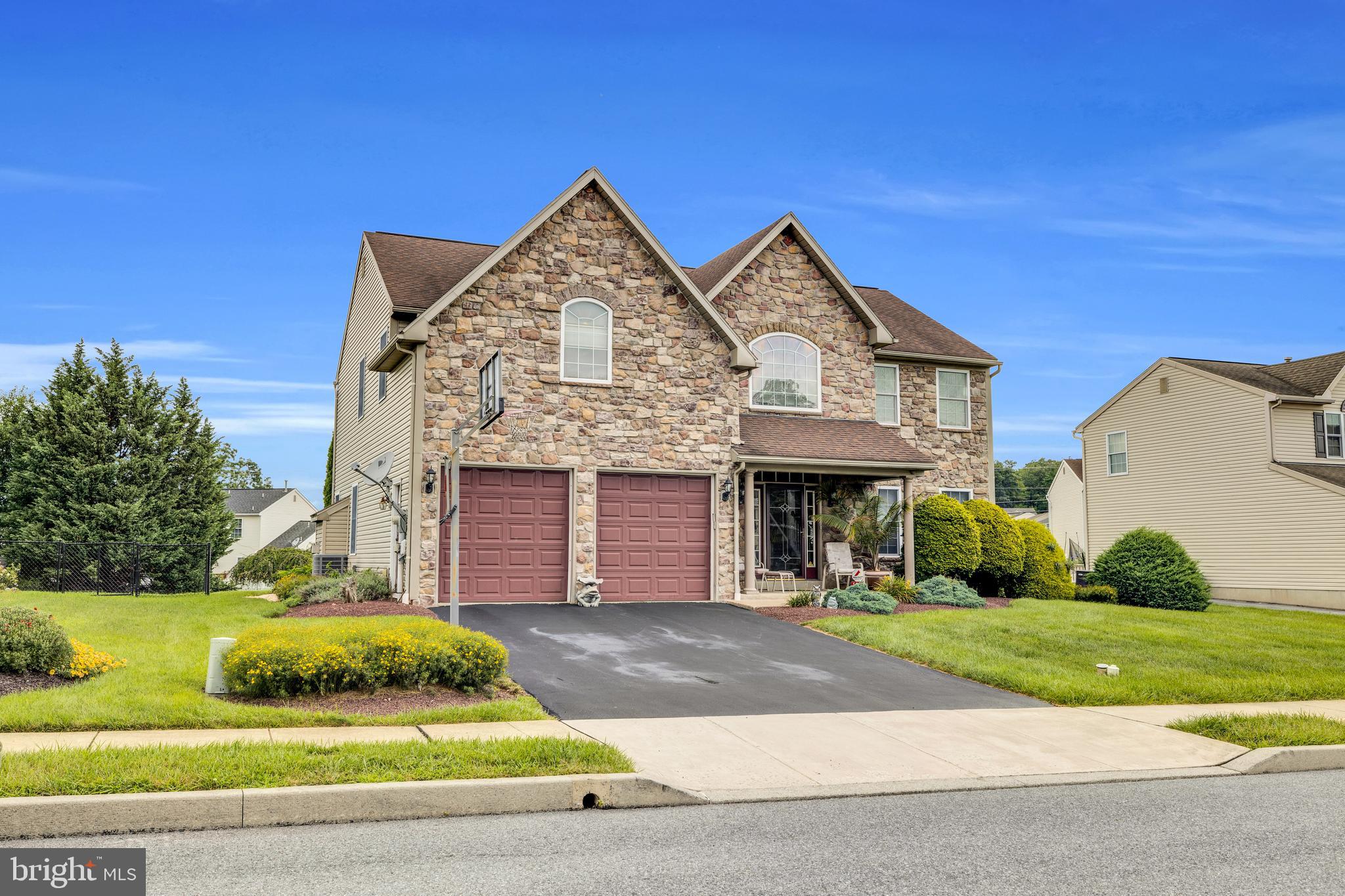 1014 JOSEPHINE DRIVE