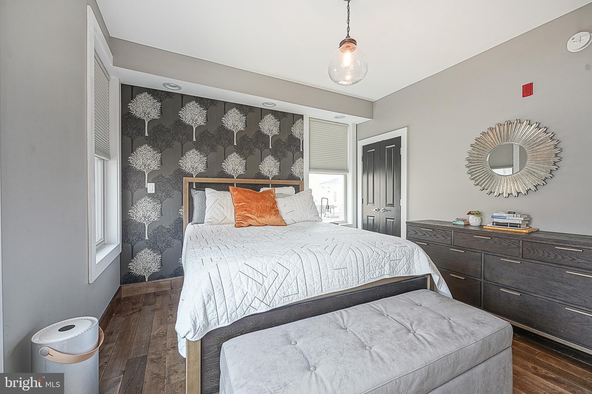 SPRING ARTS - Residential