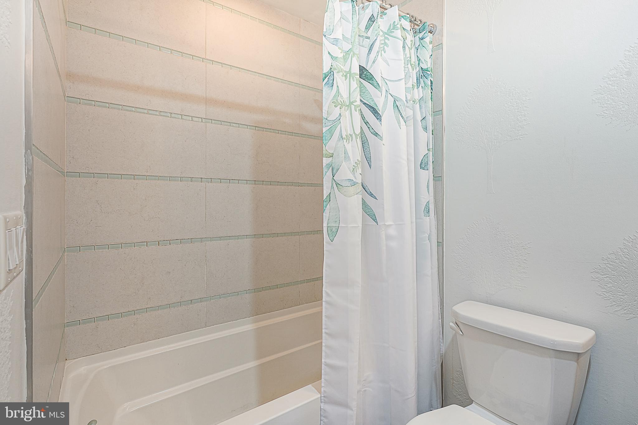 SPRING ARTS - Residential