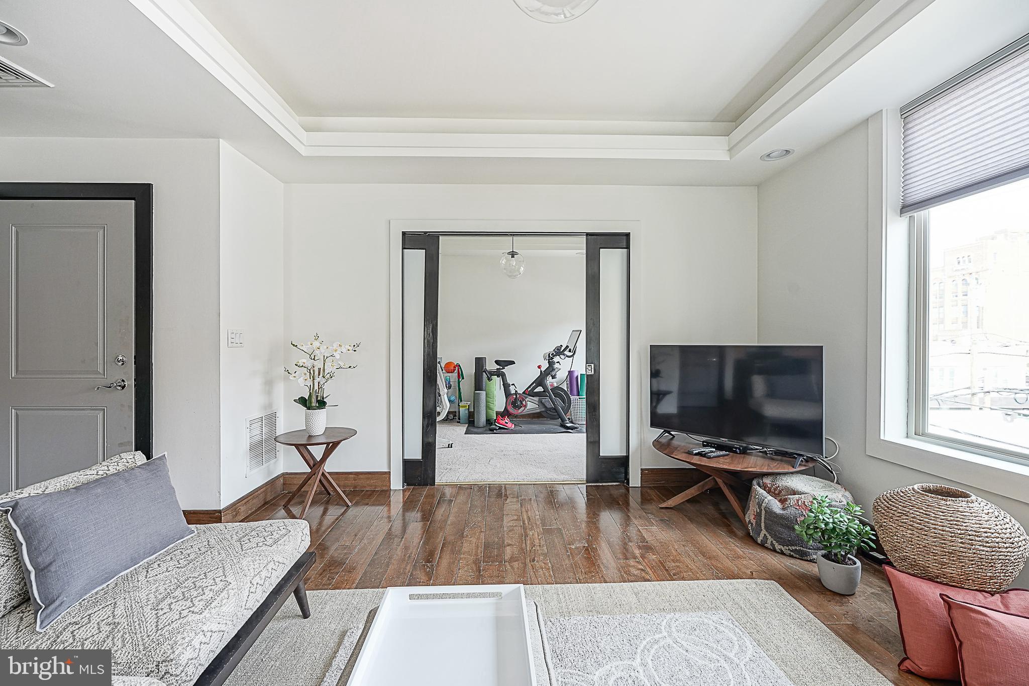 SPRING ARTS - Residential