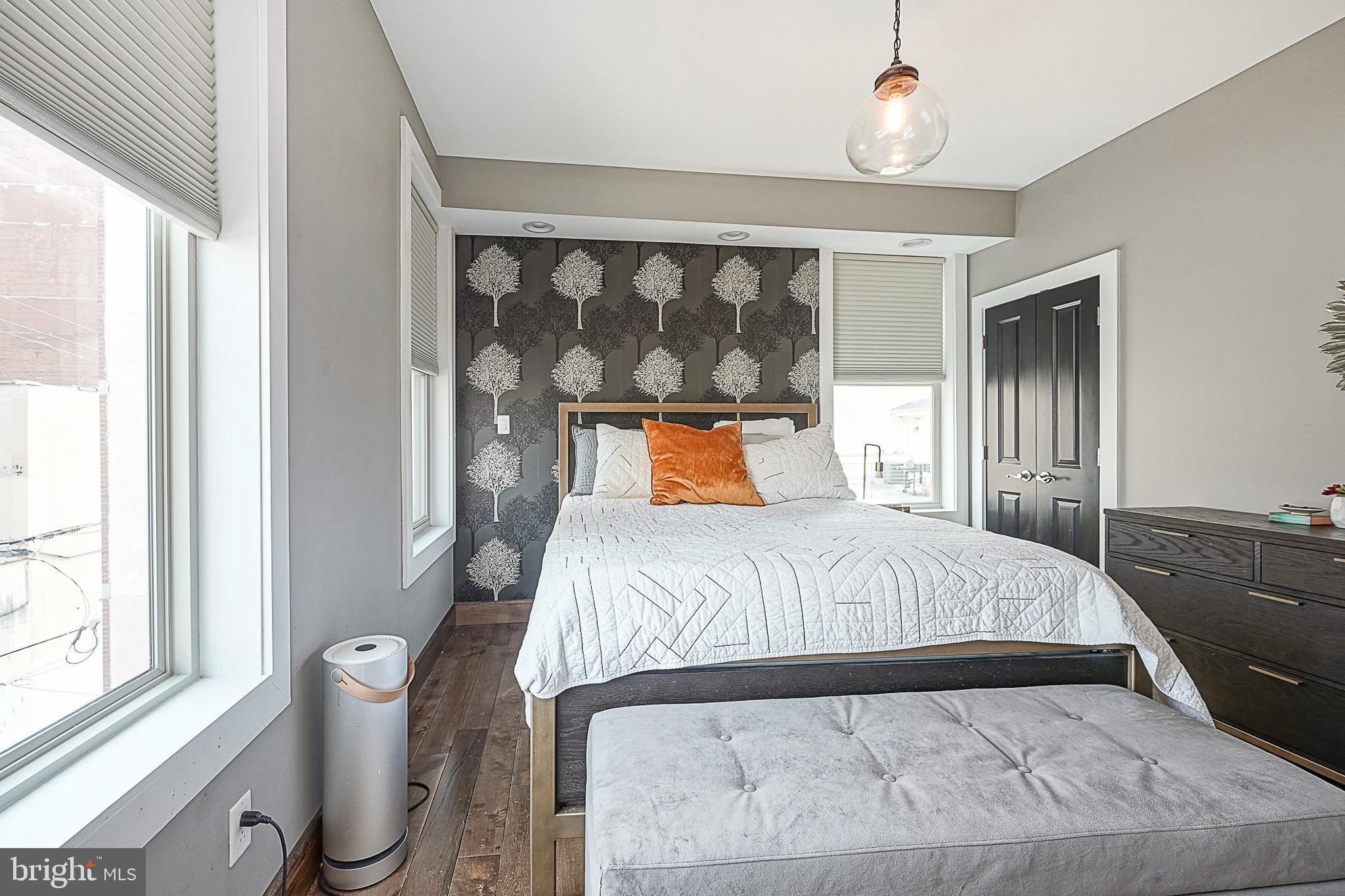 SPRING ARTS - Residential