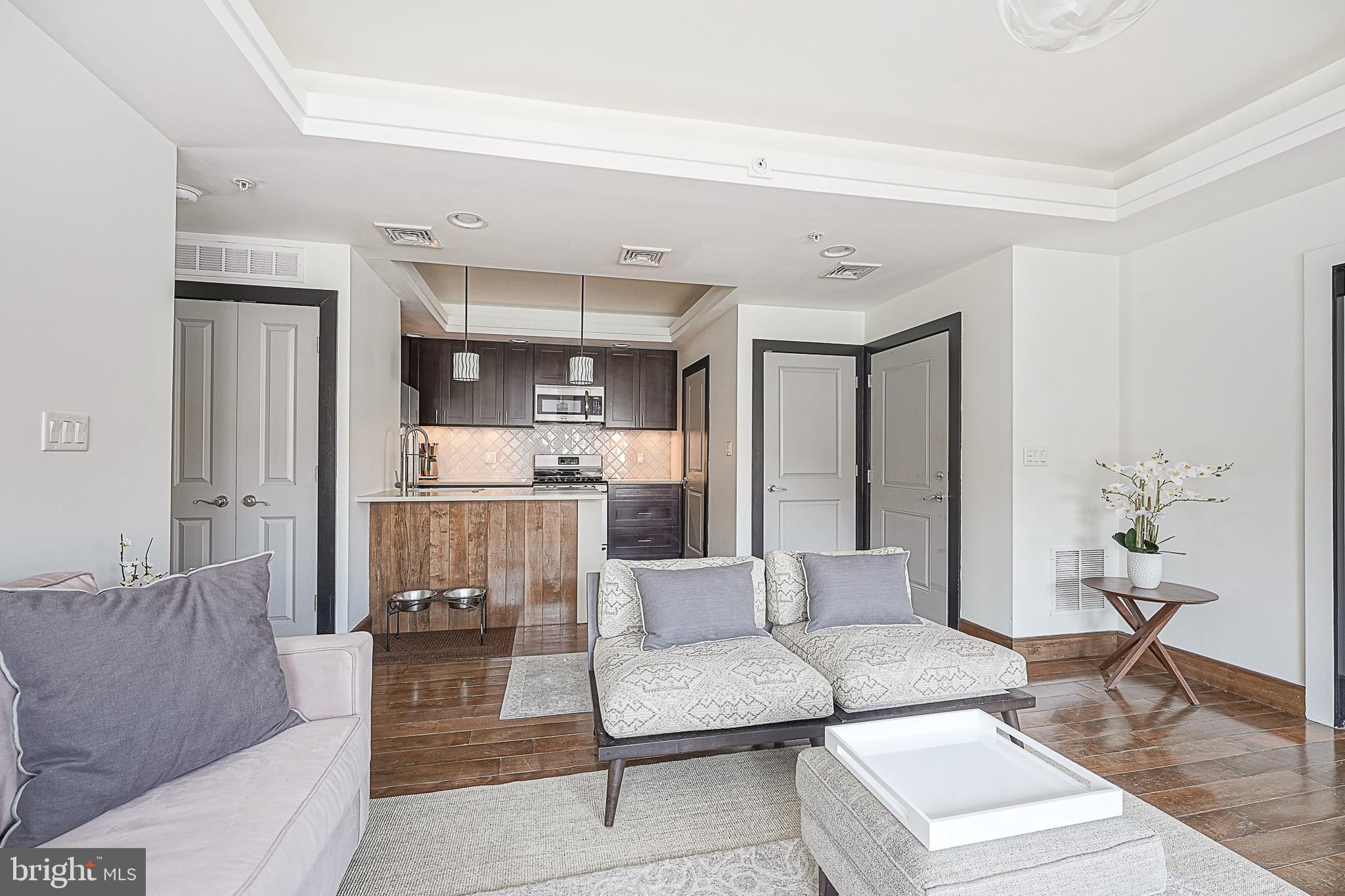 SPRING ARTS - Residential