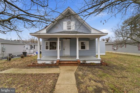 Homes For Sale - 909 Spruce Avenue<br/> PLEASANTVILLE, NJ 08232