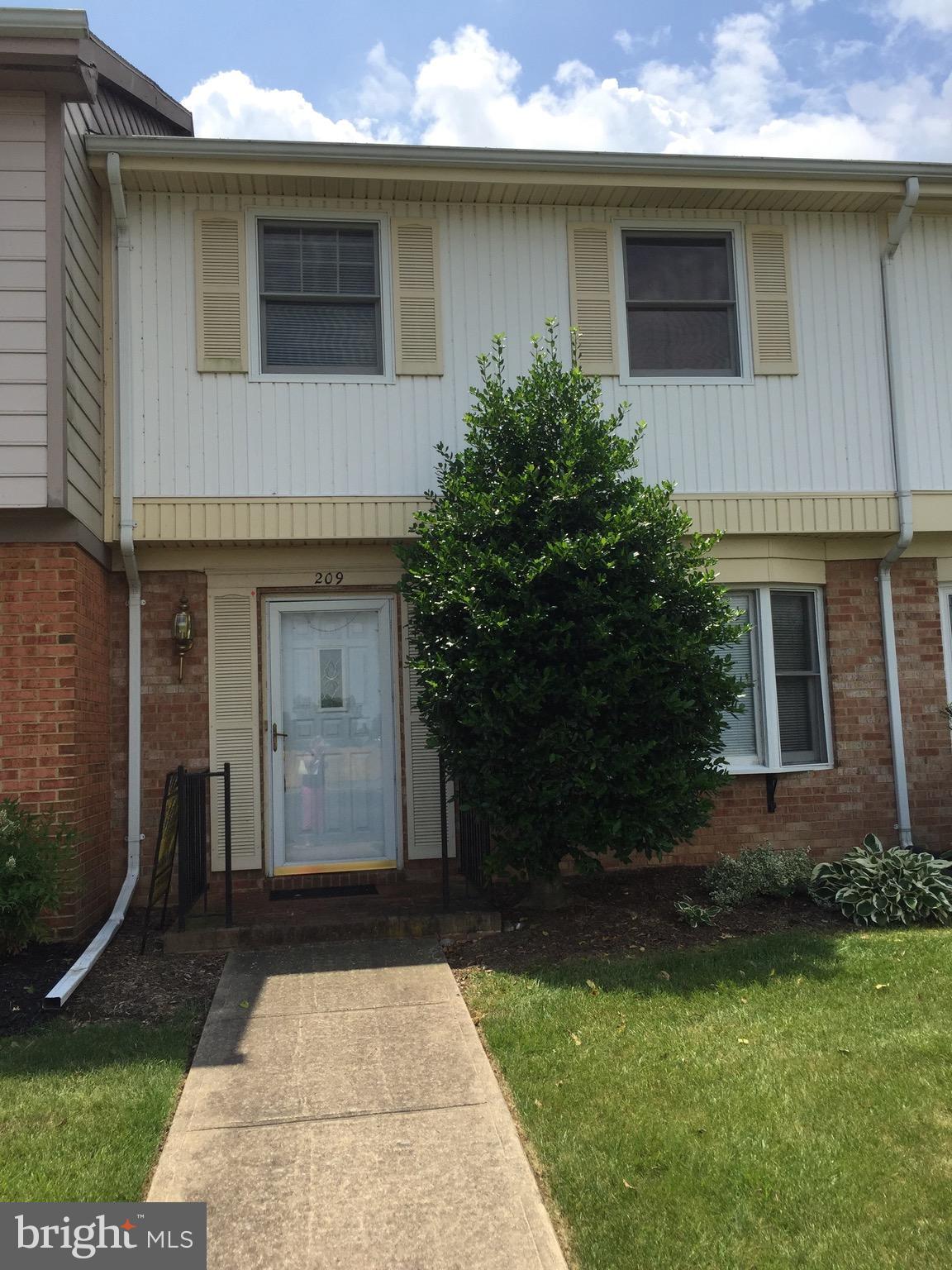 FAIRWAY VIEW ESTATES - Residential