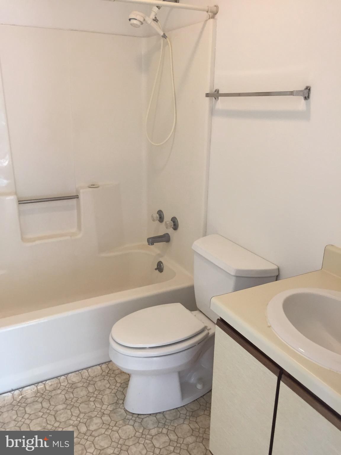 FAIRWAY VIEW ESTATES - Residential