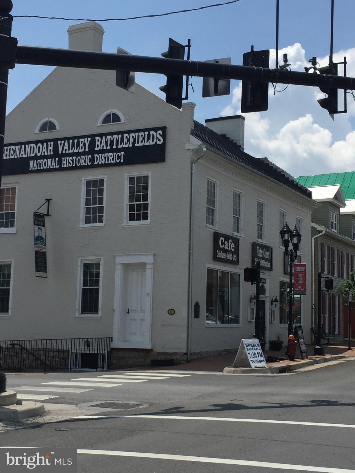 FAIRWAY VIEW ESTATES - Residential