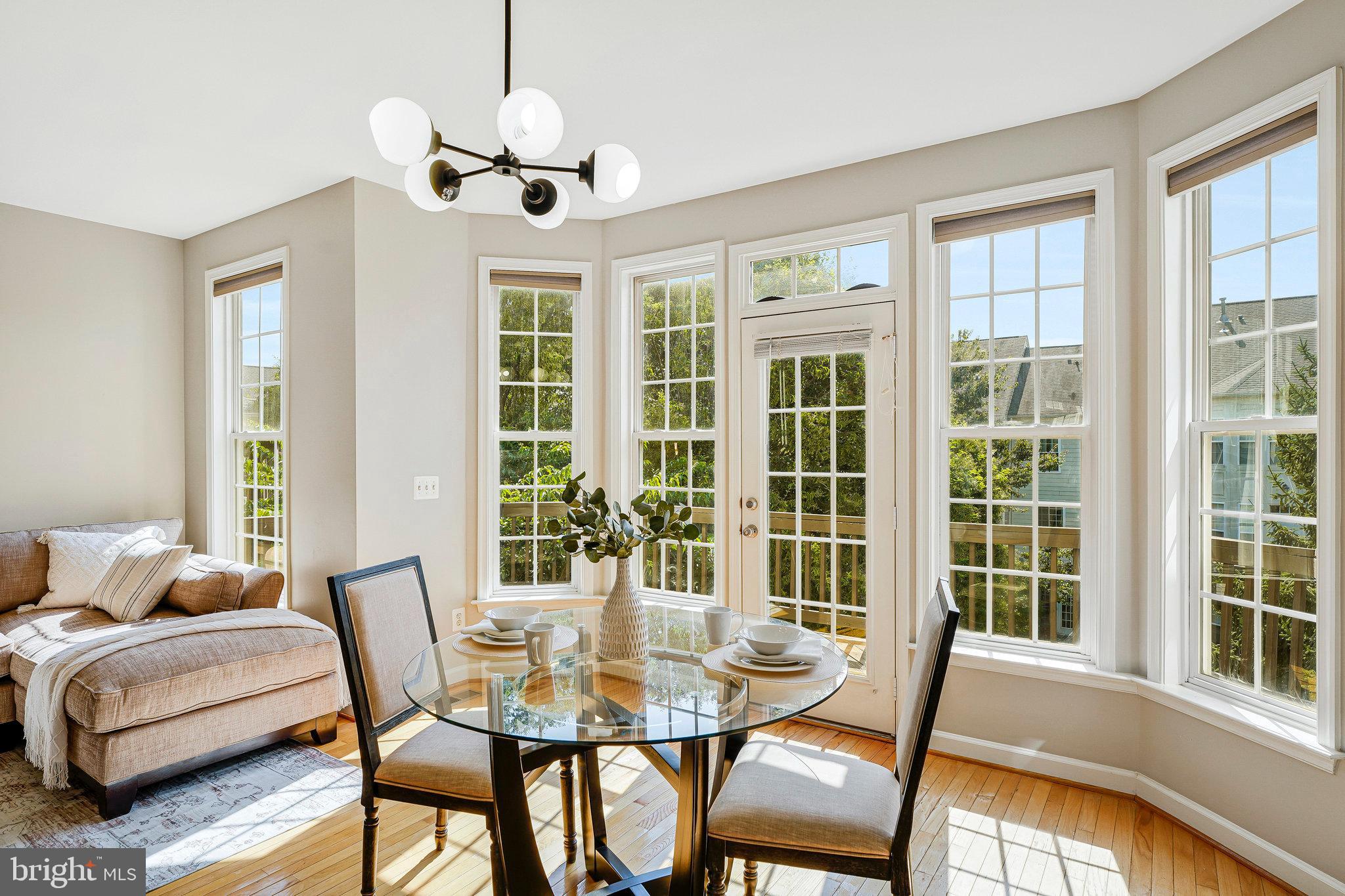 LANSDOWNE ON THE POTOMAC - Residential