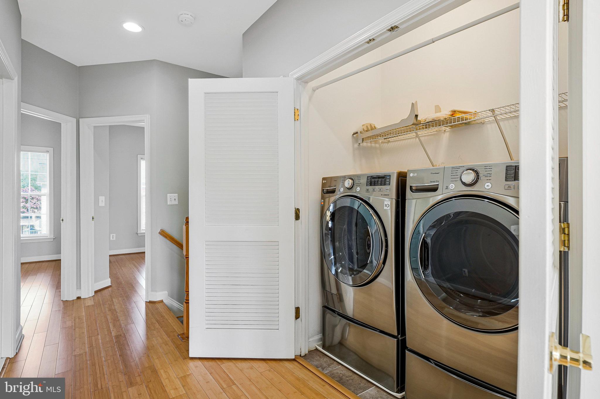 LANSDOWNE ON THE POTOMAC - Residential