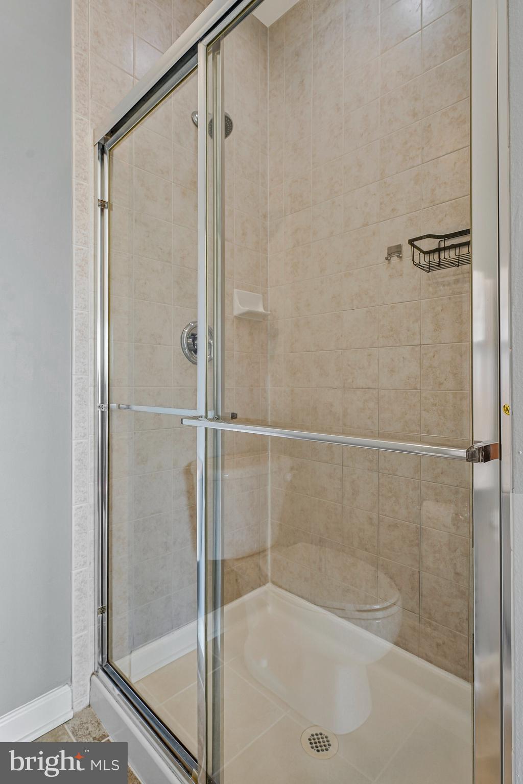 LANSDOWNE ON THE POTOMAC - Residential