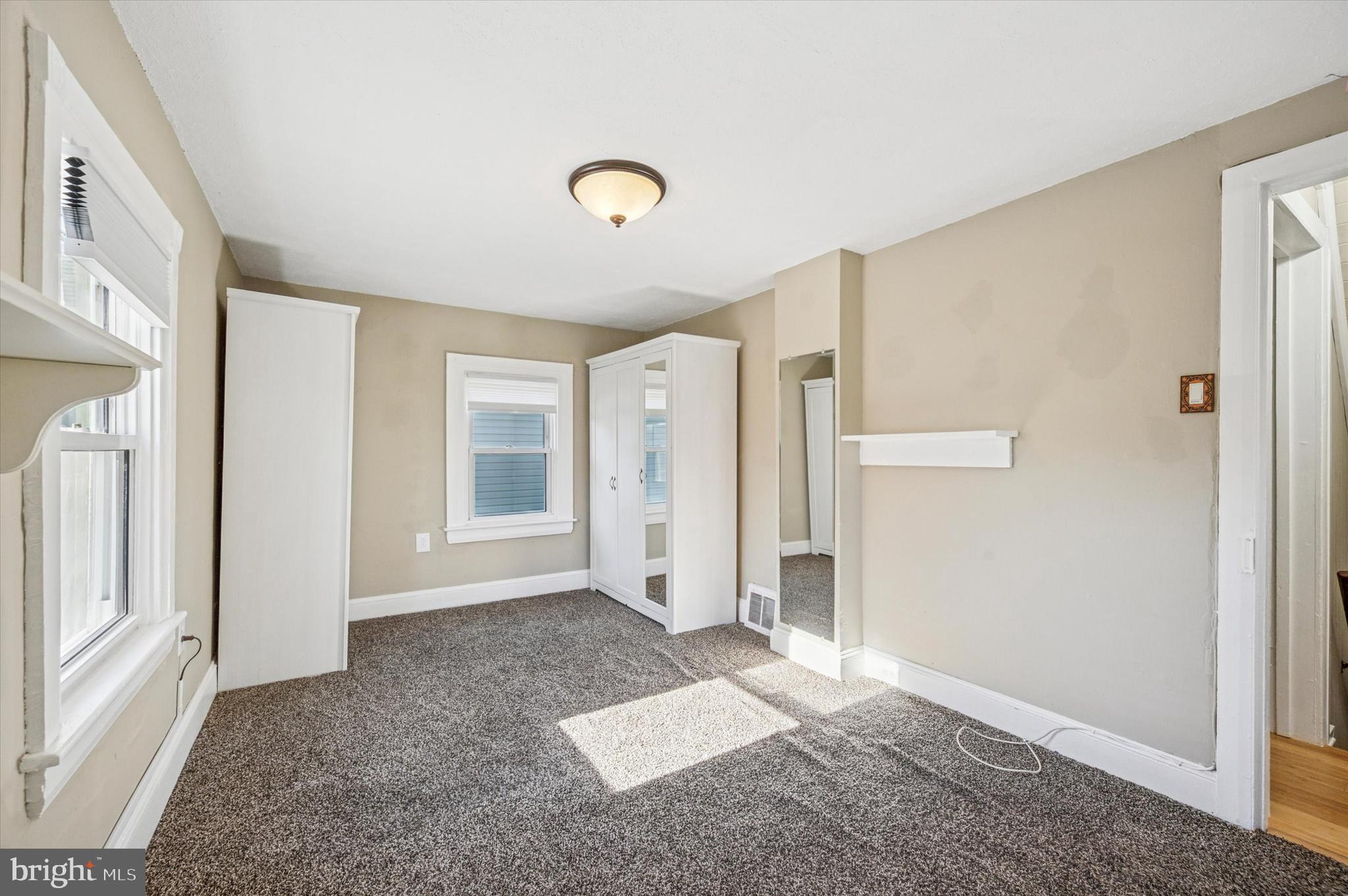 GARRETT HILL - Residential