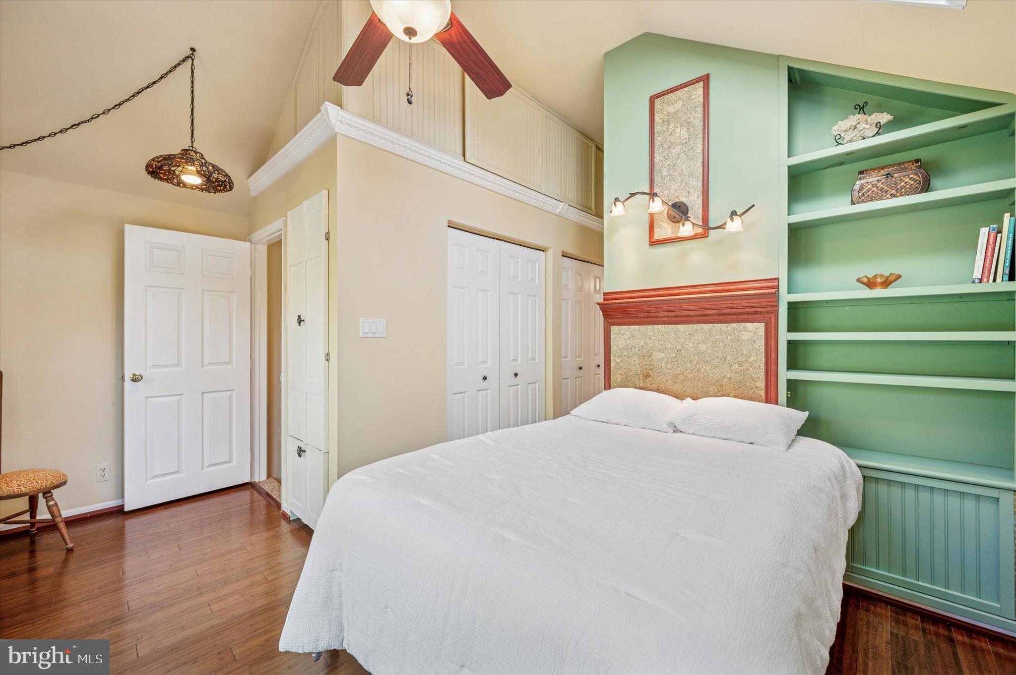 GARRETT HILL - Residential