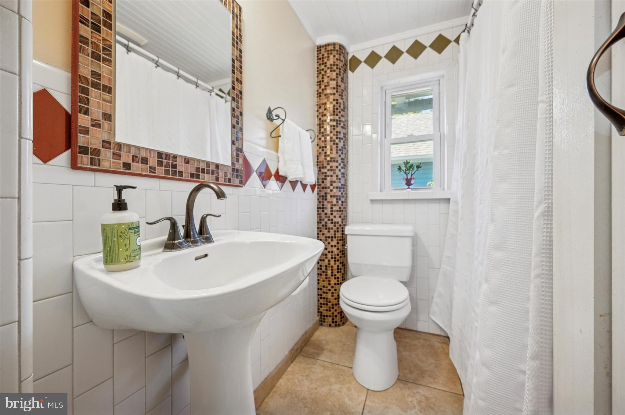 GARRETT HILL - Residential