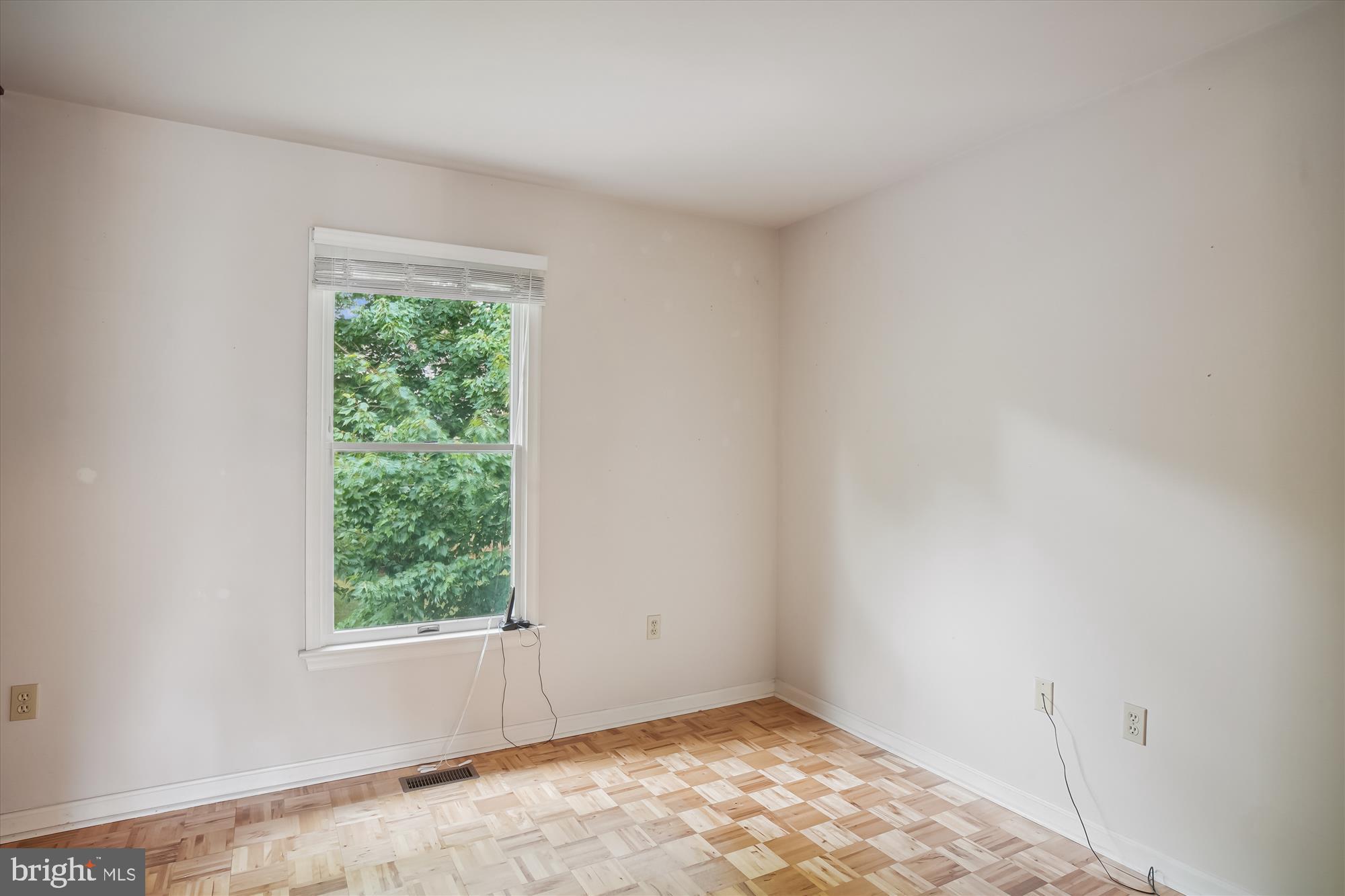 WHITTIER POND - Residential