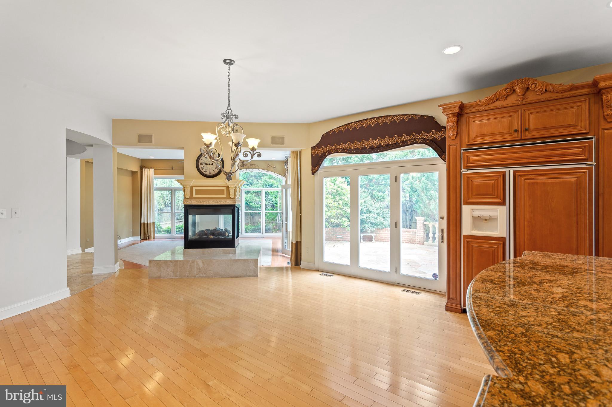 ASHGROVE WOODS - Residential